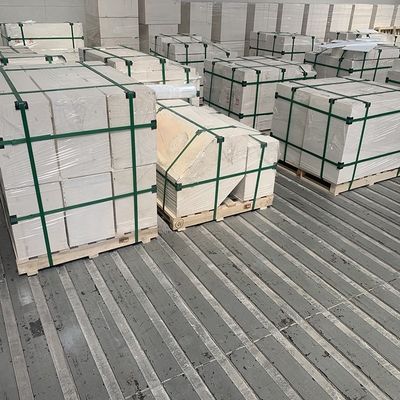 Поставка корунтовых изделий из расплавленного циркония корунтового кирпича AZS для стеклянной печи