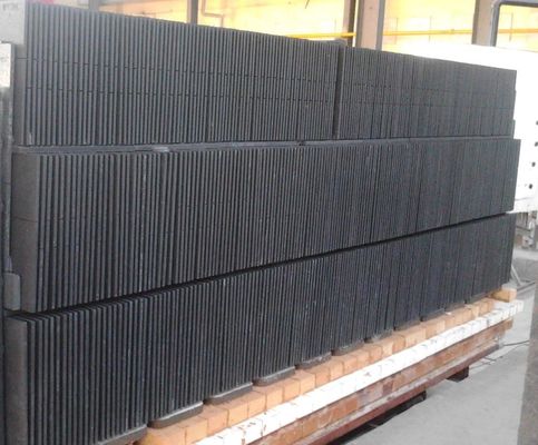 85% Минимальное содержание SiC Высокотемпературная пластина из карбида кремния для долговечной мебели печи