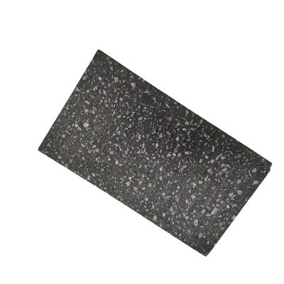 2.95-3,1 г/см3 Плотность куска корунда высокохромный кирпич для огнеупорных печей